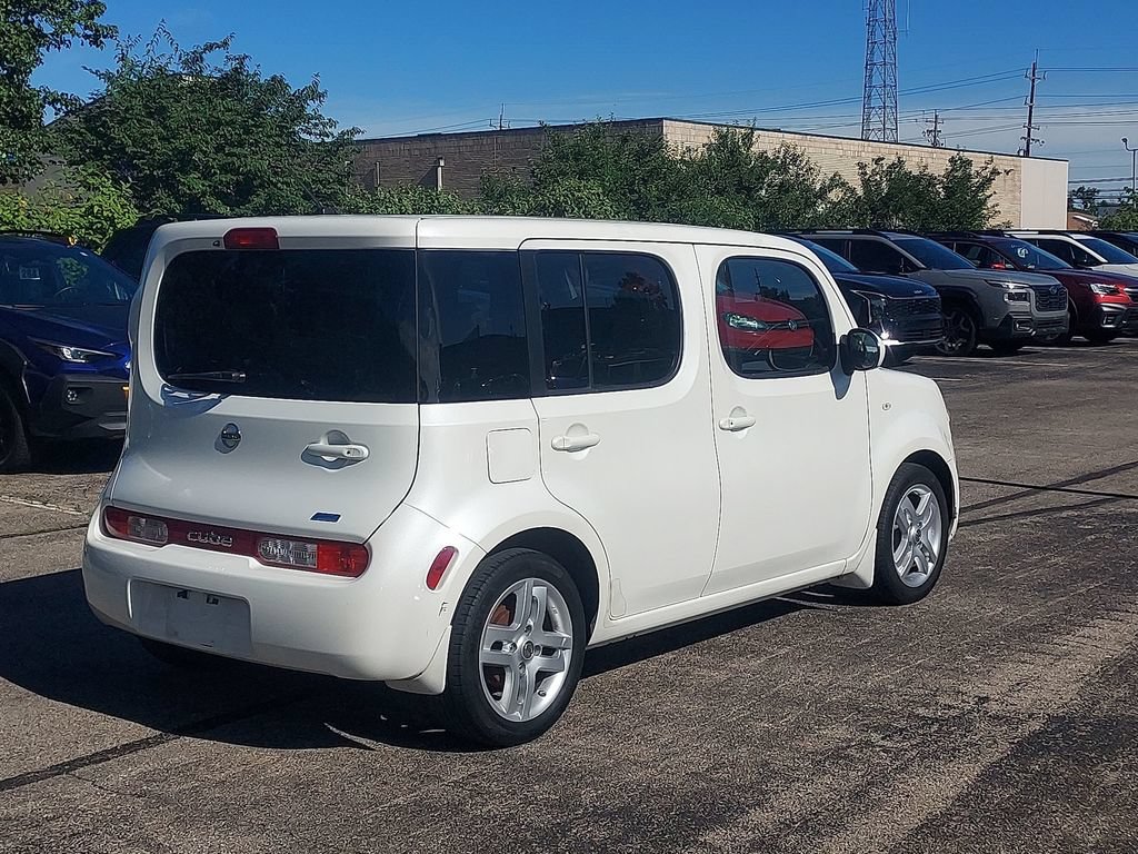 Used 2014 Nissan Cube 1.8 SL w/ Interior Designer Package FWD image 7