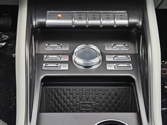 New 2026 Lincoln Nautilus Premier AWD/4WD image 13