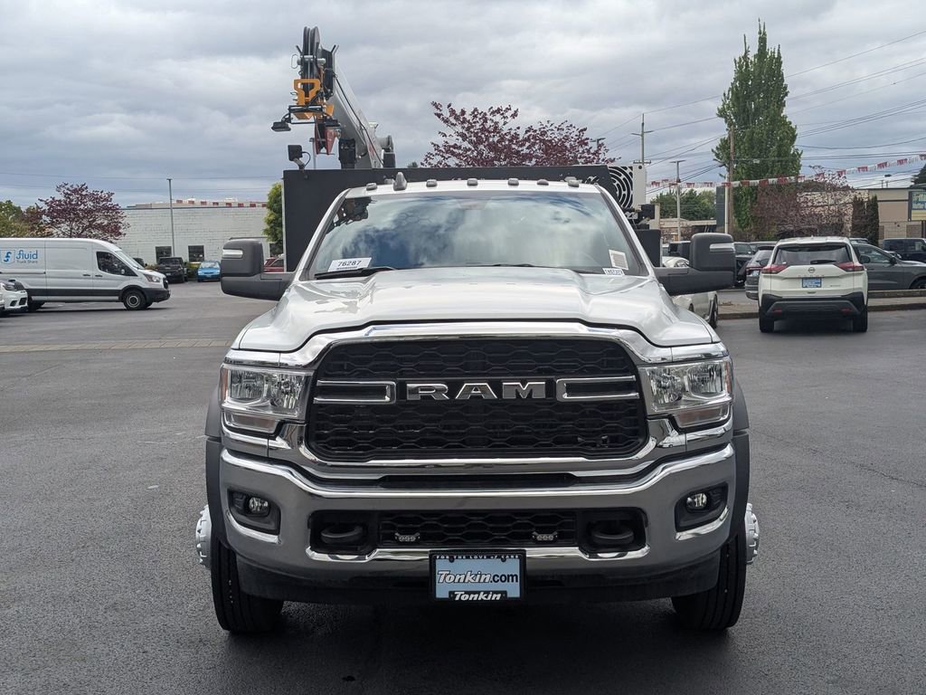 New 2024 RAM 5500 Tradesman AWD/4WD image 8