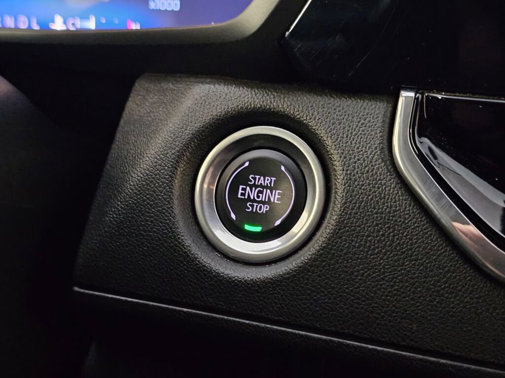 Used 2024 Chevrolet Colorado W/T w/ Safety Package image 29