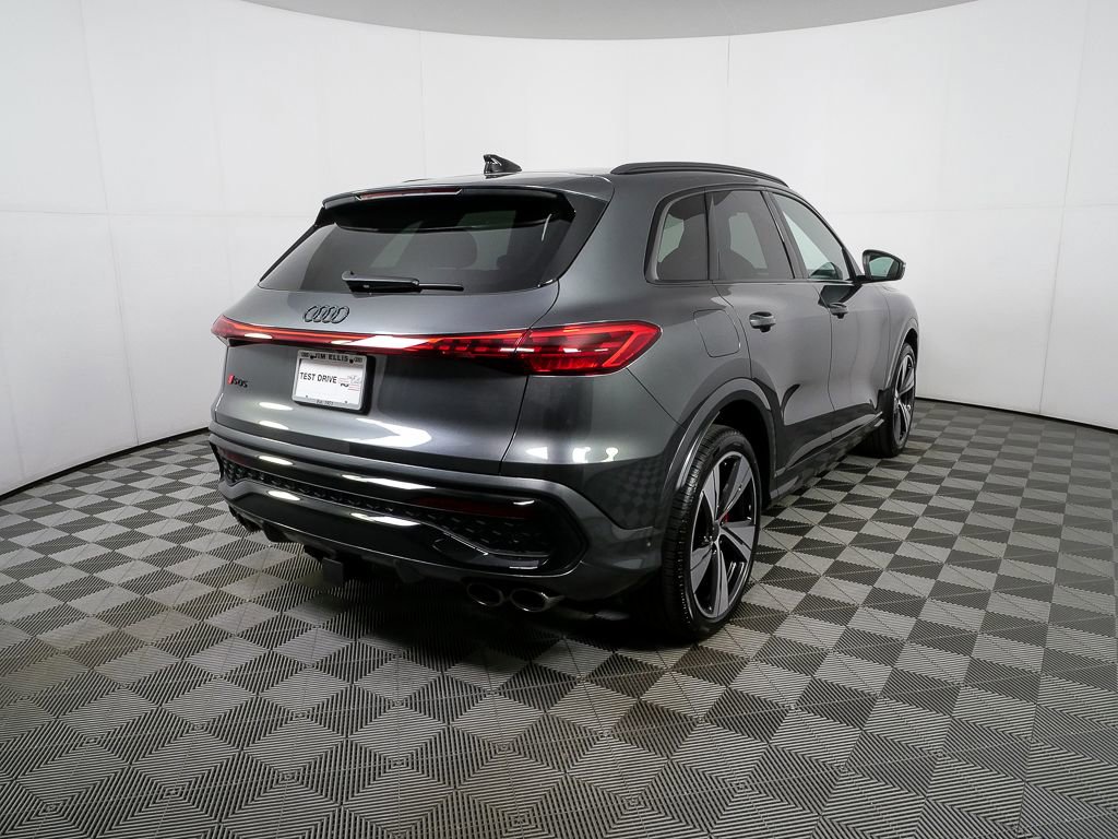 New 2026 Audi SQ5 Premium Plus image 3