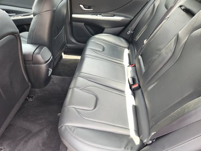 Used 2025 Hyundai Elantra Limited FWD image 31