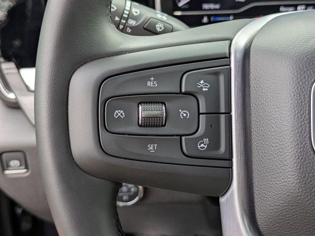 Used 2025 GMC Sierra 1500 Elevation image 7