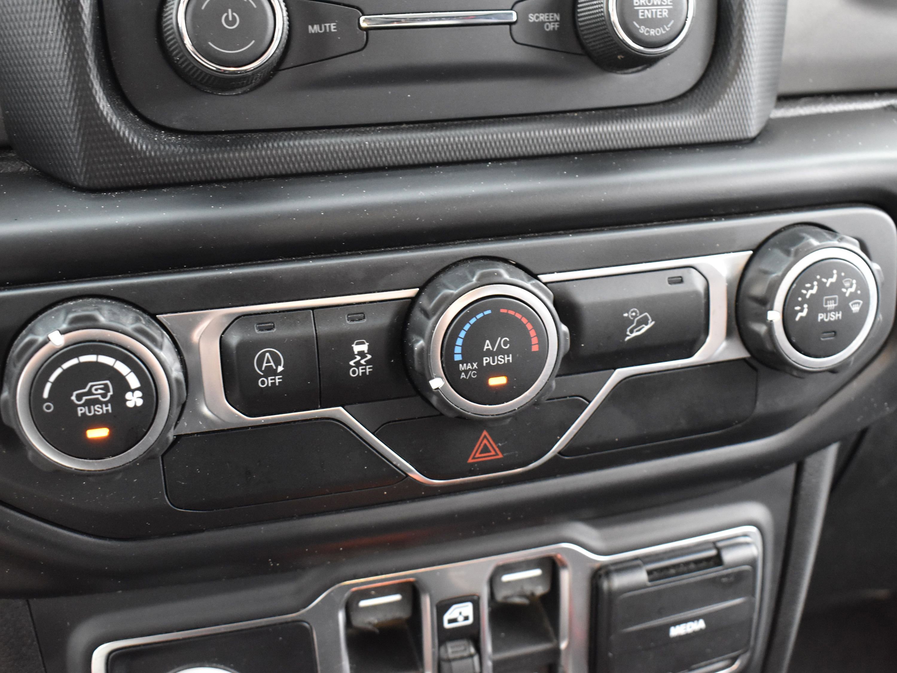 Used 2020 Jeep Wrangler Unlimited Sport S image 24