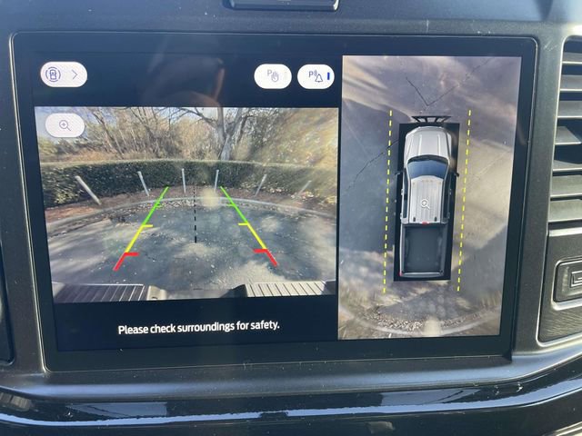 New 2026 Ford F250 Lariat w/ Black Appearance Package image 21