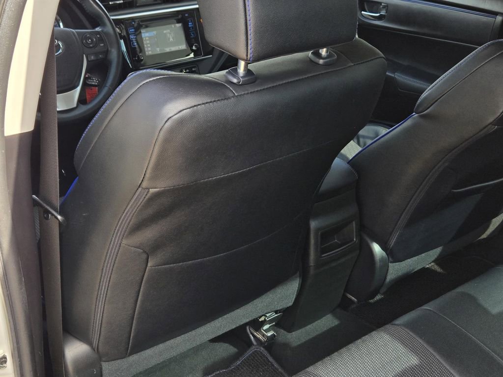 Used 2018 Toyota Corolla SE FWD image 21