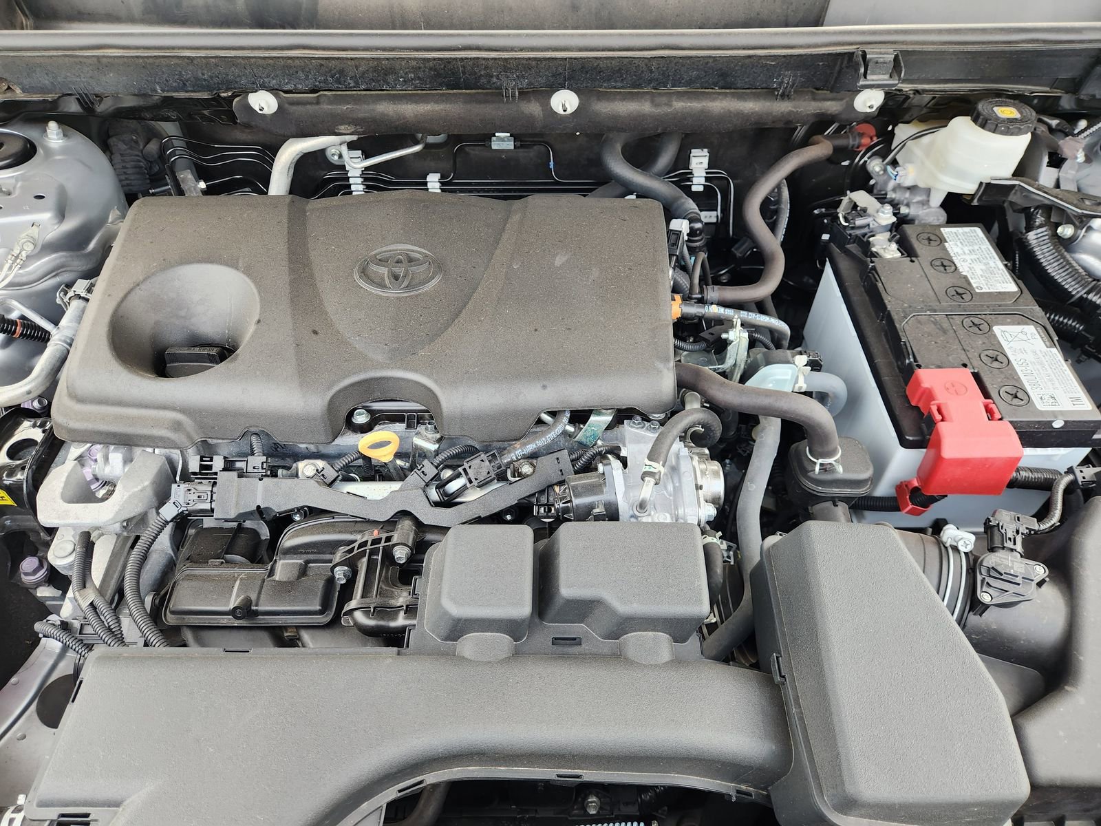 Used 2023 Toyota RAV4 XLE Premium image 36