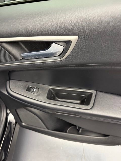 Used 2022 Ford Edge SEL w/ Convenience Package image 54