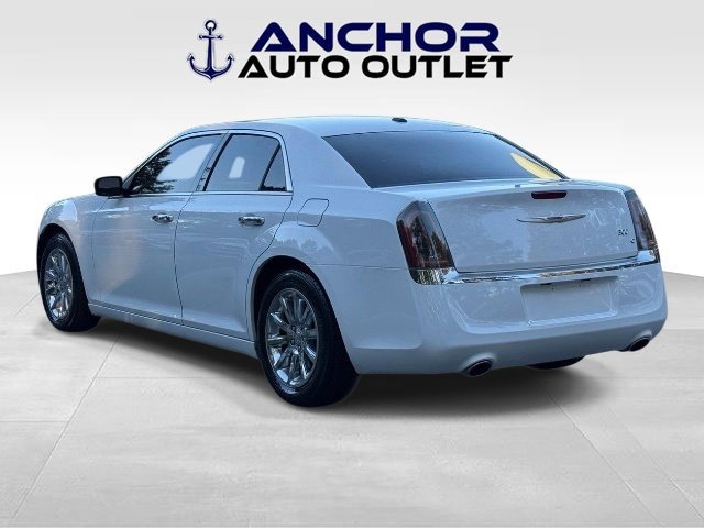 Used 2014 Chrysler 300 C RWD image 6