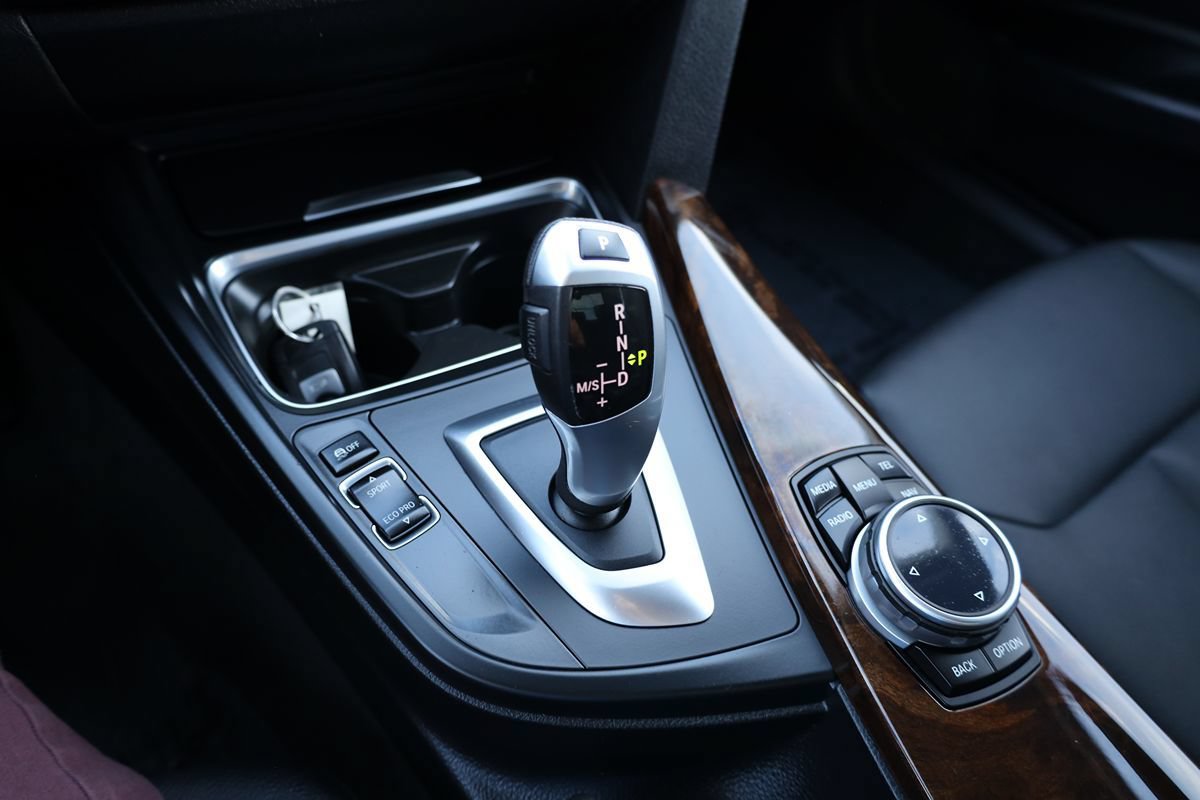 Used 2015 BMW 328i Sedan RWD image 27