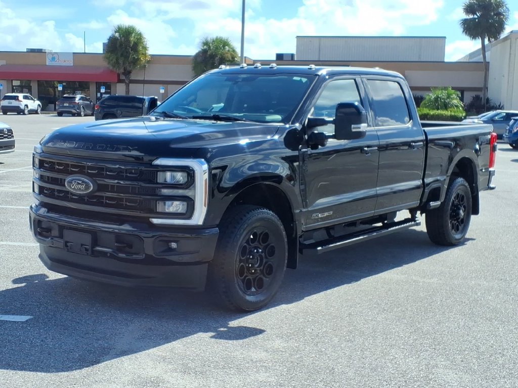 Used 2024 Ford F250 Lariat w/ Lariat Ultimate Package AWD/4WD image 3