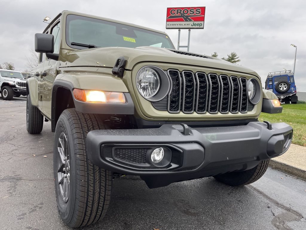 New 2026 Jeep Gladiator Sport AWD/4WD image 26