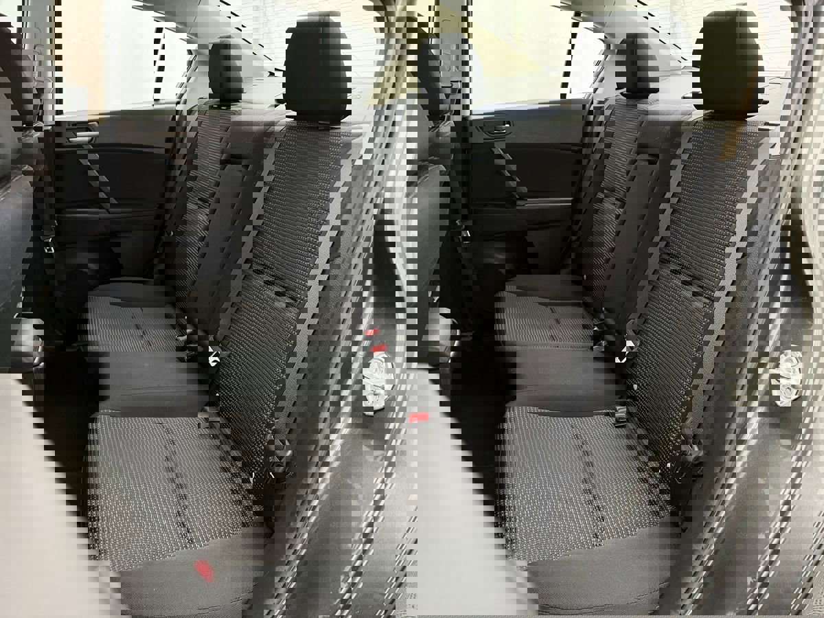 Used 2012 MAZDA MAZDA3 i Touring image 16