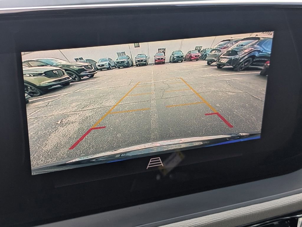 Used 2025 Buick Envista Avenir image 23