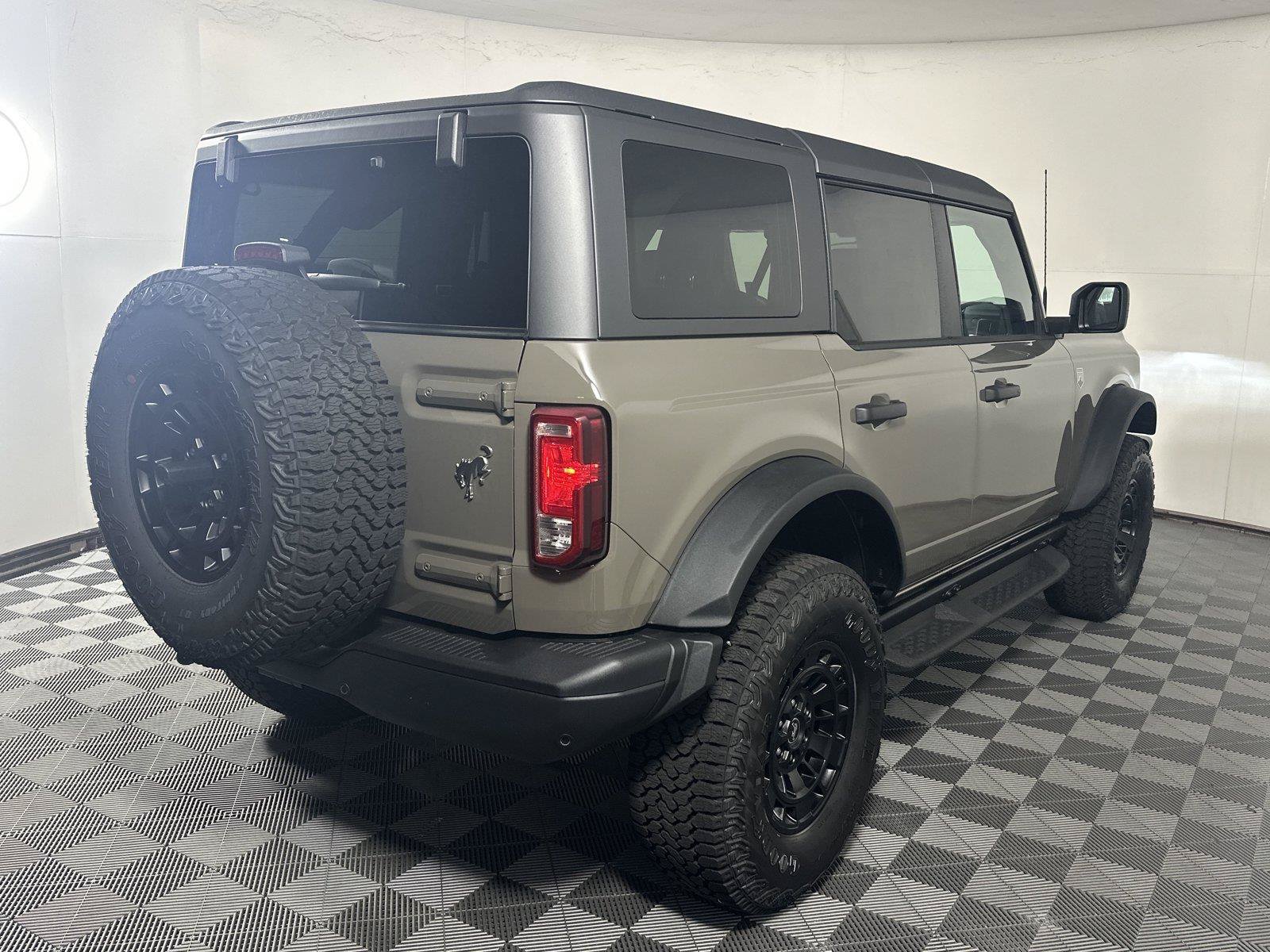 New 2026 Ford Bronco Big Bend w/ Black Diamond Package AWD/4WD image 7