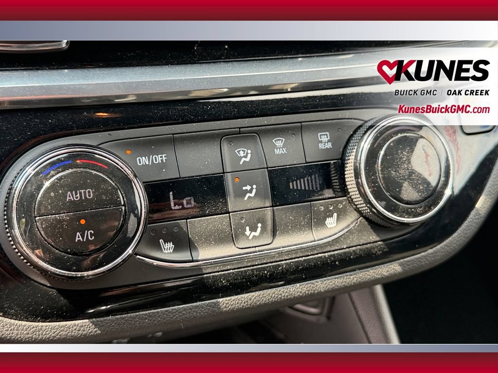 Used 2024 Buick Envista Sport Touring w/ Convenience I Package FWD image 29