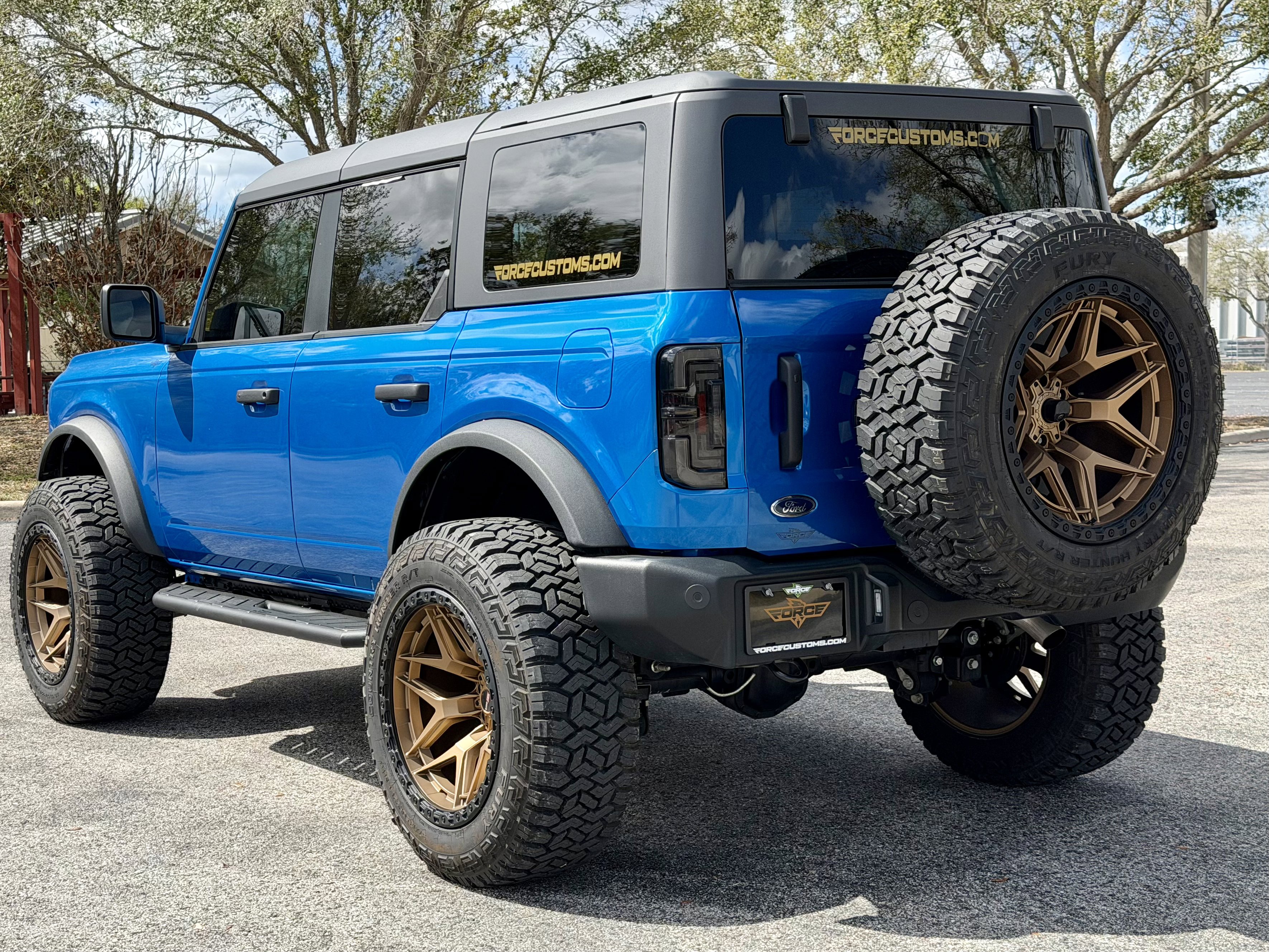 Used 2024 Ford Bronco Big Bend image 3