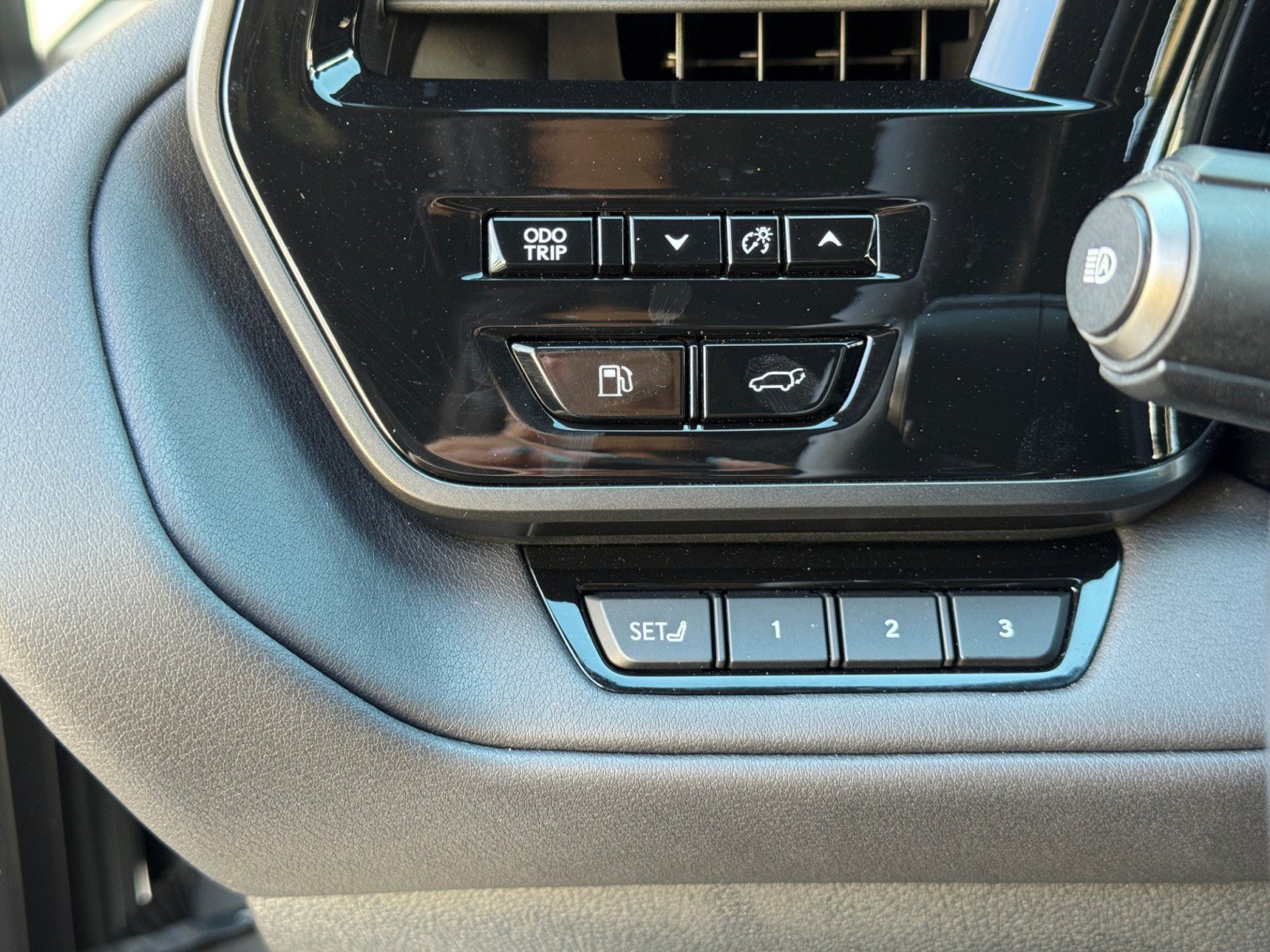 Used 2024 Lexus TX 350 AWD w/ Technology Package image 18