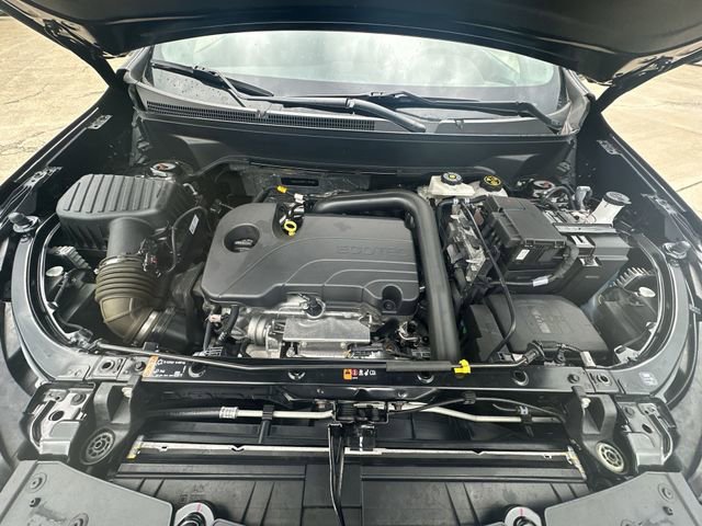 Certified 2023 Chevrolet Equinox LT FWD image 32