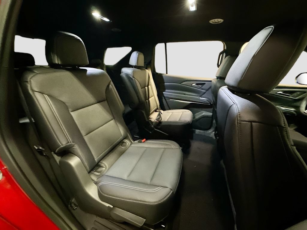 New 2026 Chevrolet Traverse LT w/ Driver Confidence Package FWD image 30