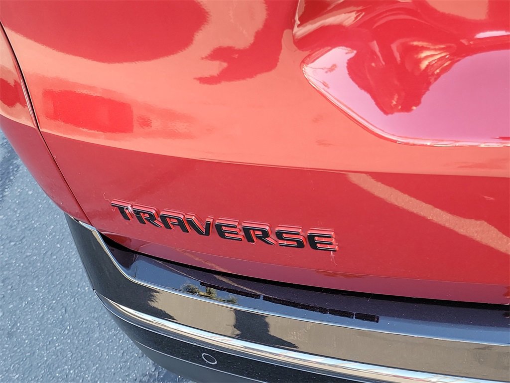 Certified 2022 Chevrolet Traverse Premier w/ Redline Edition image 24