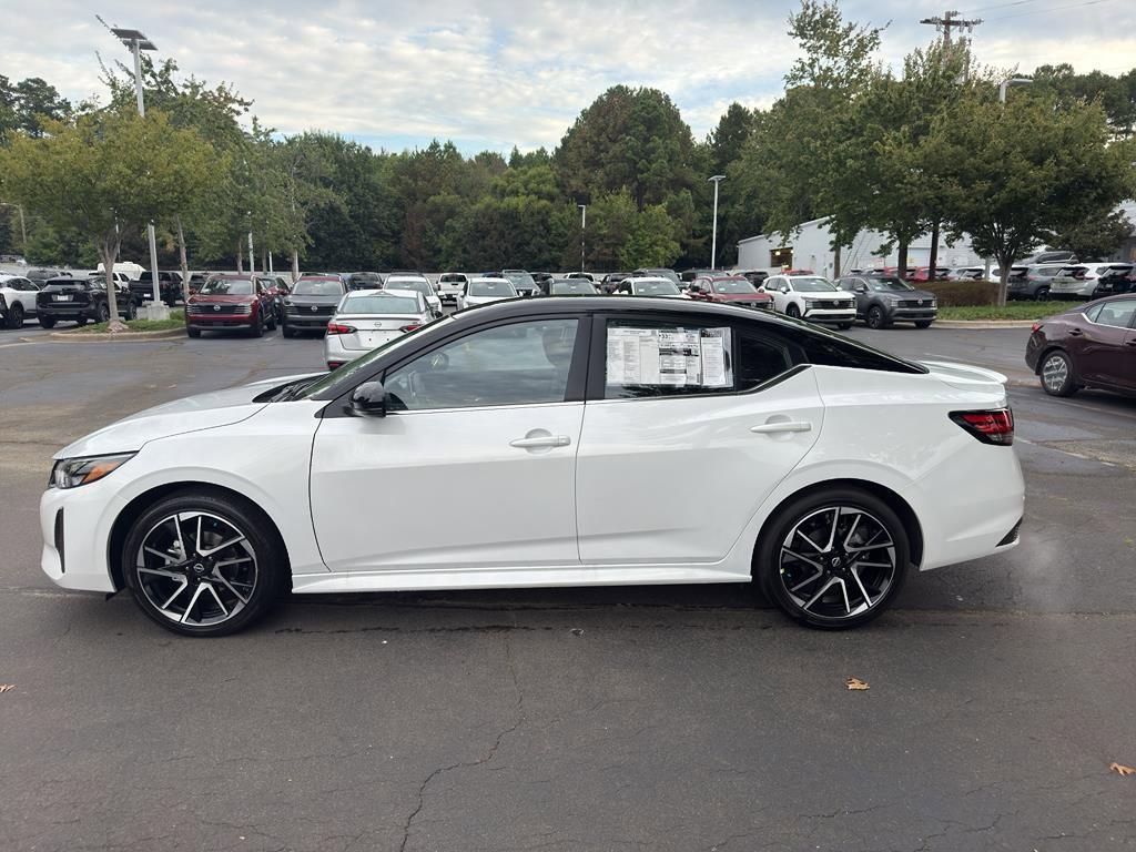 New 2025 Nissan Sentra SR image 4