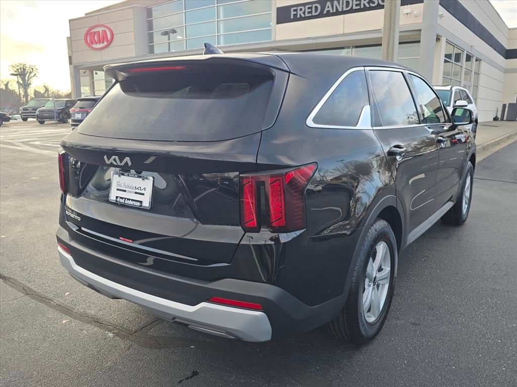 New 2026 Kia Sorento LX FWD image 3