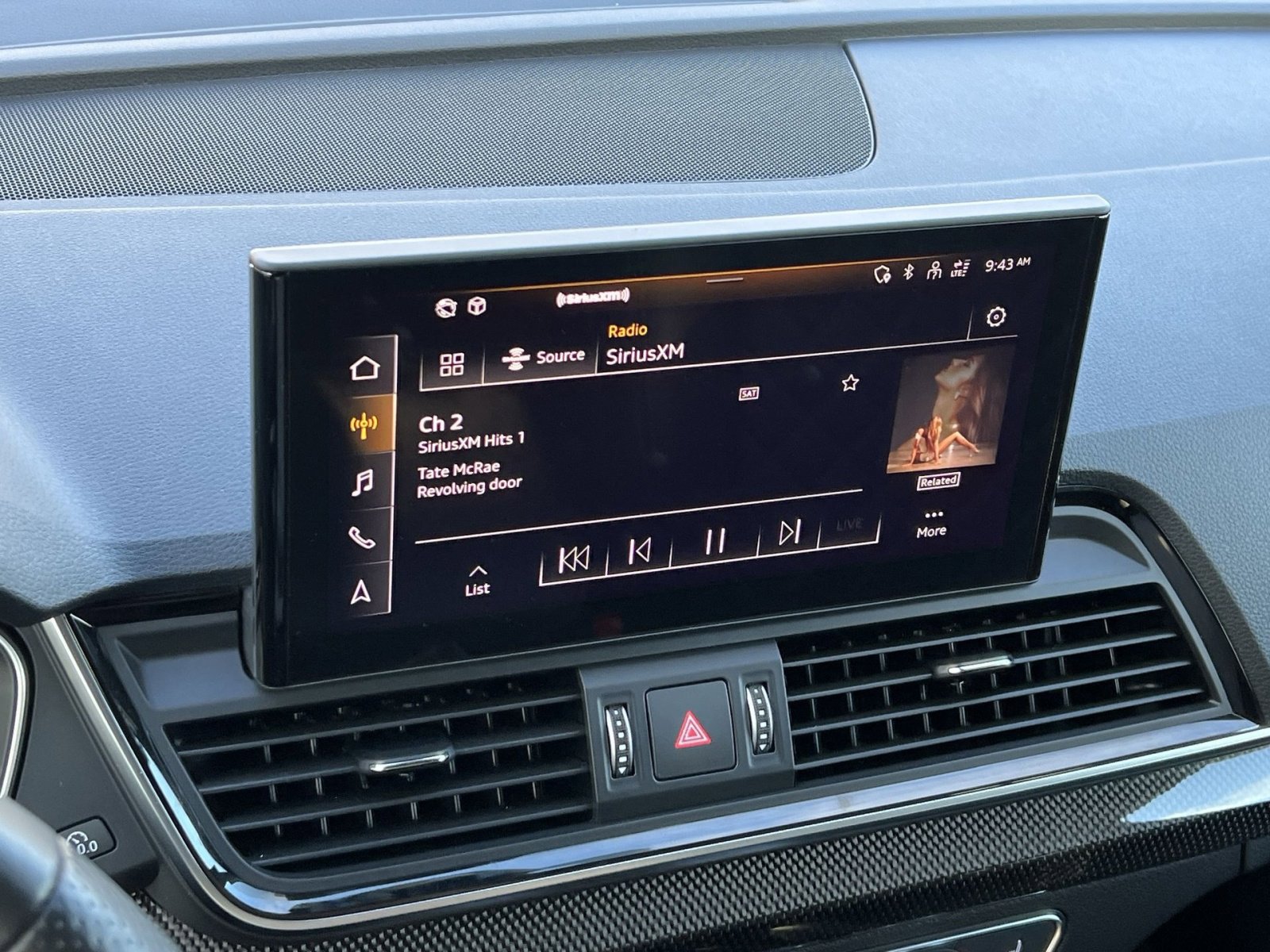 Used 2023 Audi SQ5 Premium Plus w/ Premium Plus Package image 16