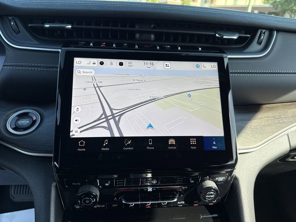 New 2025 Jeep Grand Cherokee L Limited w/ Trailer Tow Package image 25