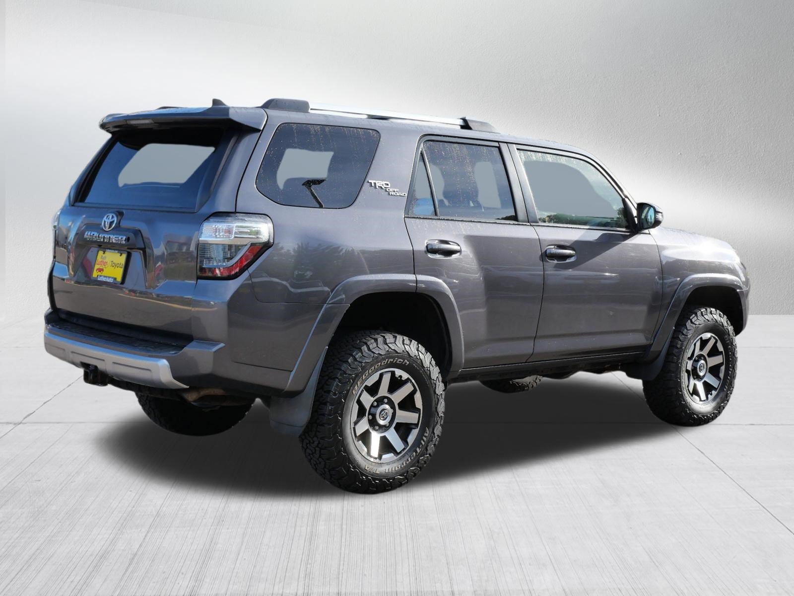 Certified 2018 Toyota 4Runner TRD Off-Road Premium AWD/4WD image 7