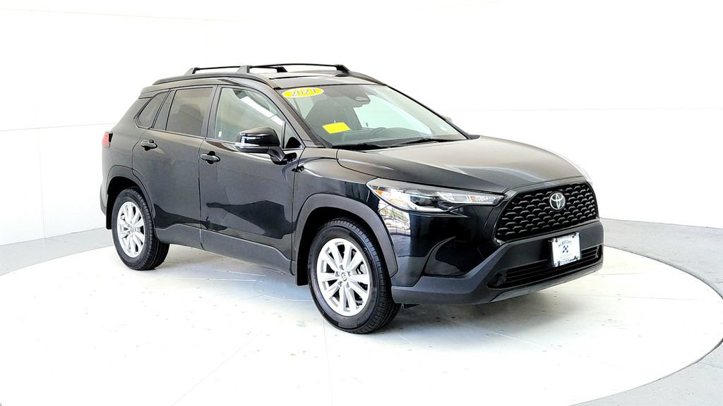 Certified 2024 Toyota Corolla Cross LE w/ Moonroof Package AWD/4WD image 7