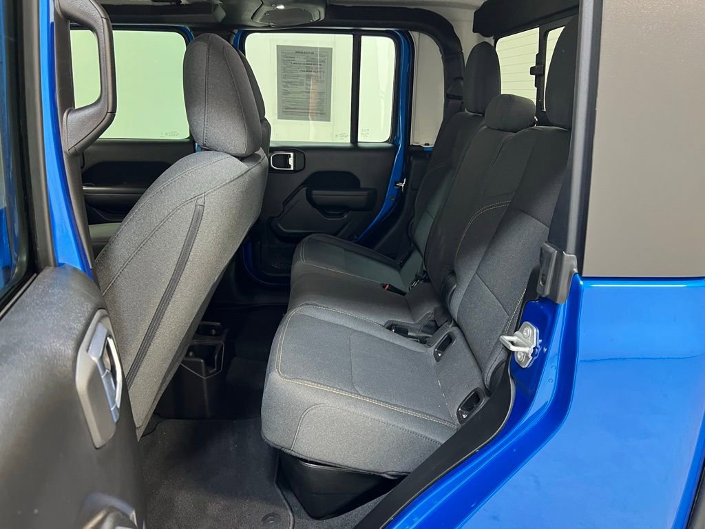 Used 2024 Jeep Gladiator Sport image 27