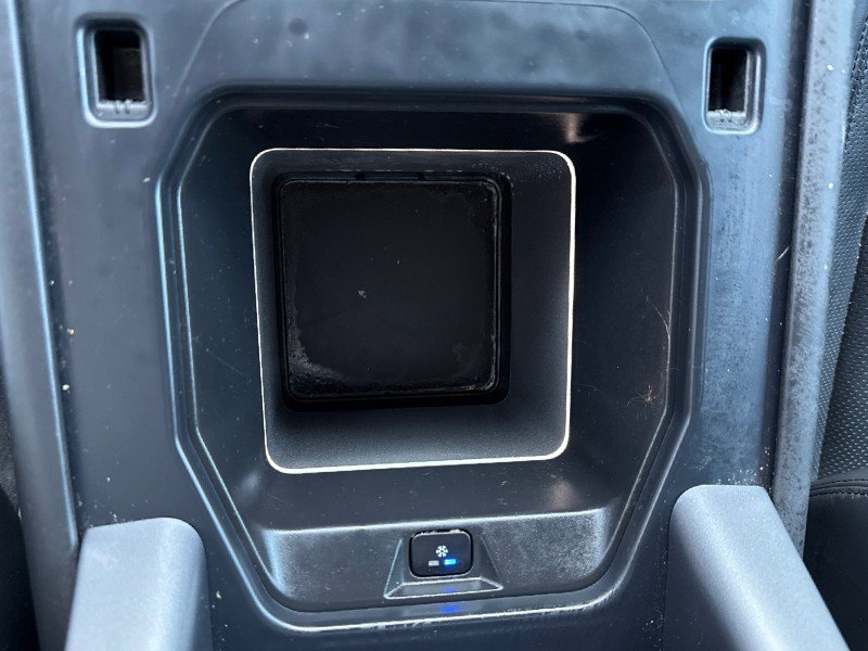 Used 2020 Land Rover Defender 110 HSE image 77