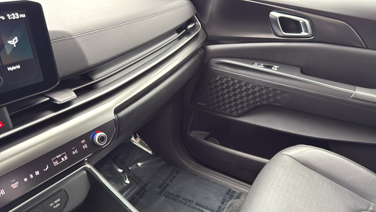 Used 2025 Kia Carnival SX Prestige image 25