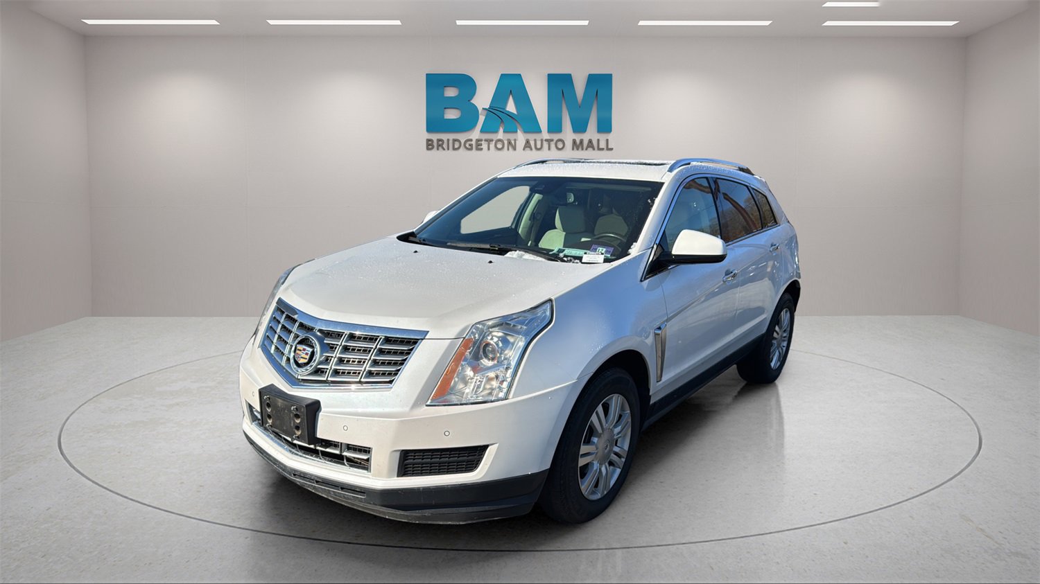 Used 2015 Cadillac SRX Luxury w/ Driver Awareness Package image 3