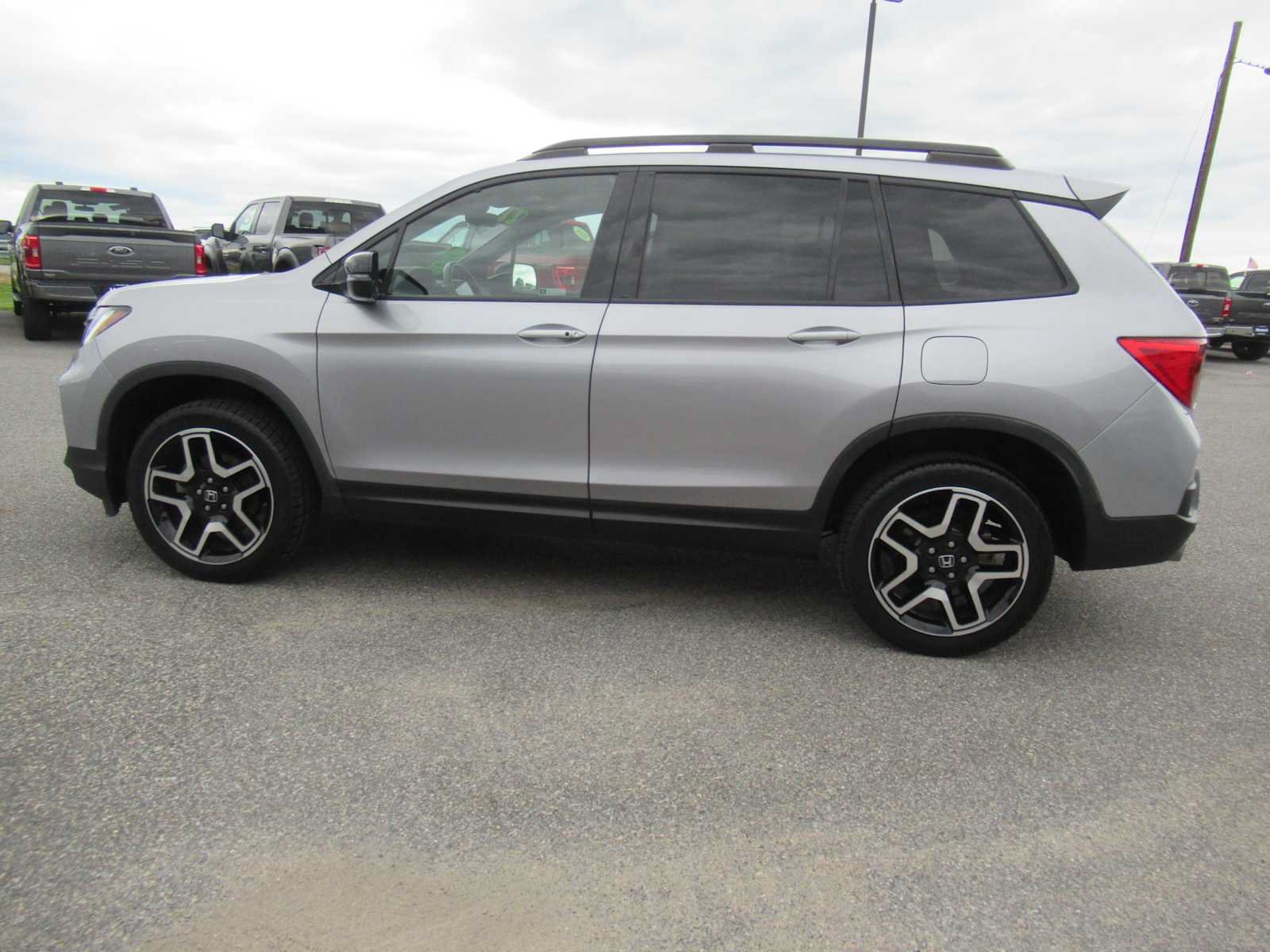 Used 2022 Honda Passport Elite image 8