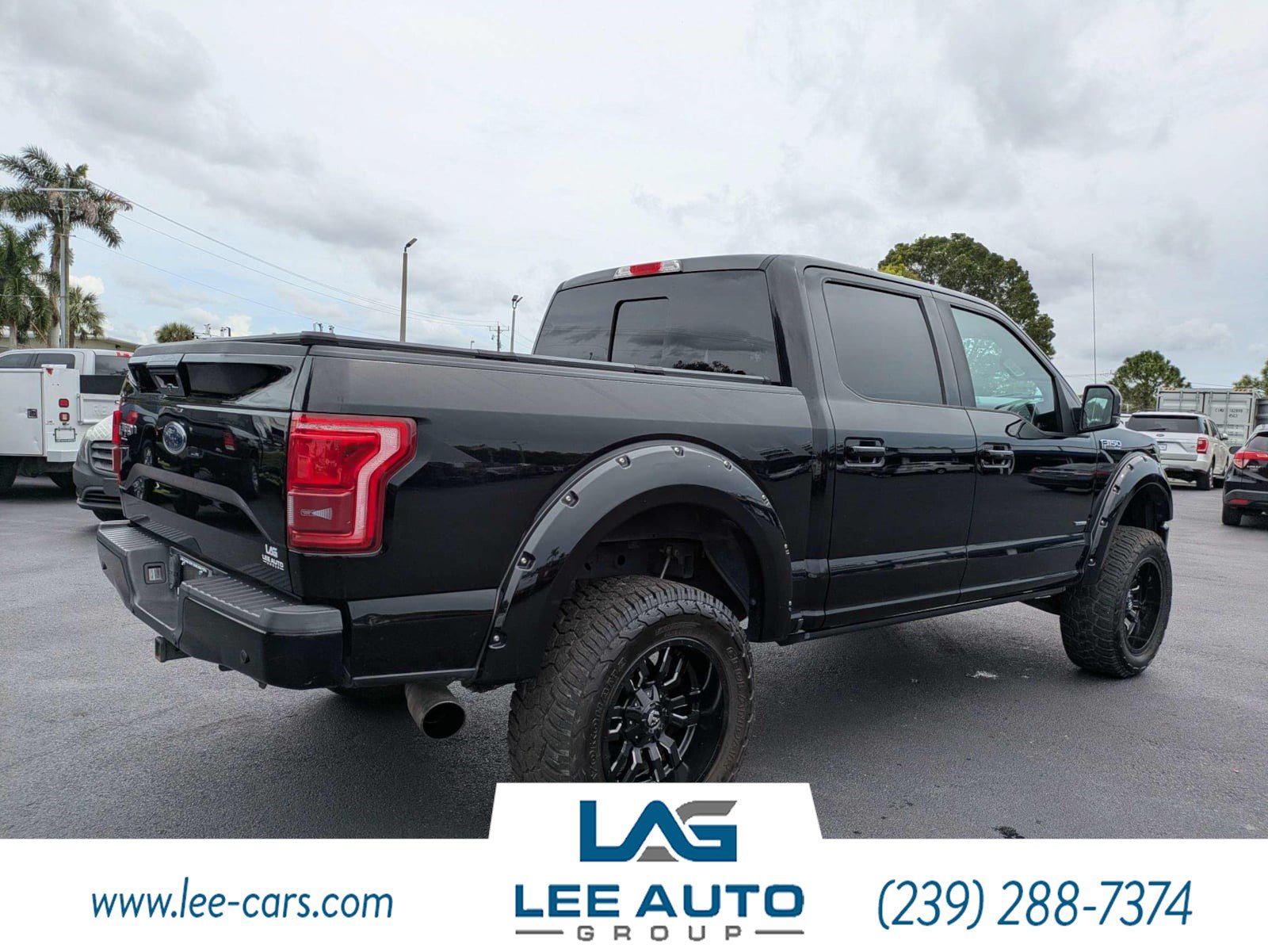 Used 2016 Ford F150 Lariat w/ Equipment Group 502A Luxury AWD/4WD image 3