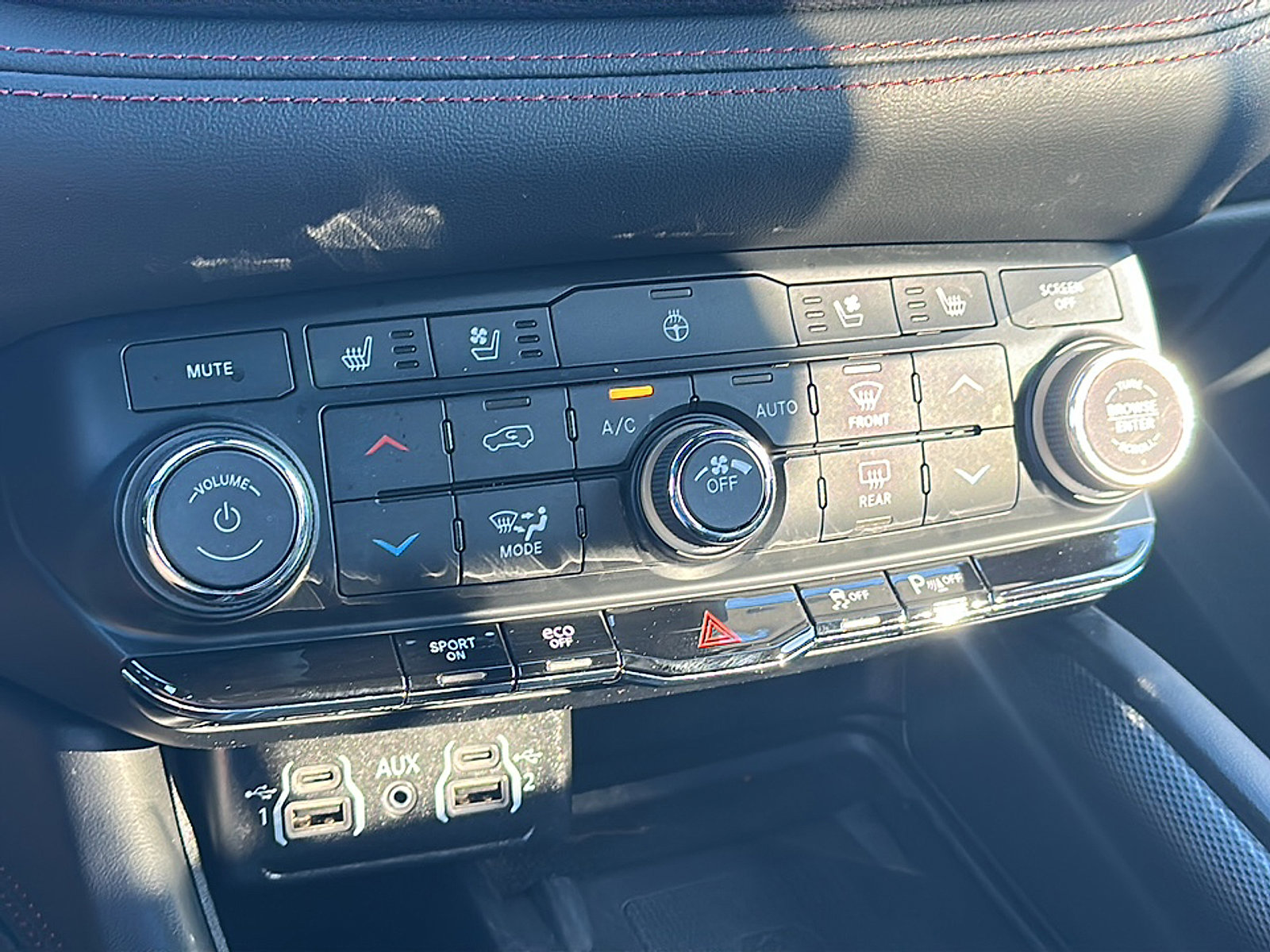 Used 2022 Dodge Durango R/T w/ Trailer Tow Group IV image 35