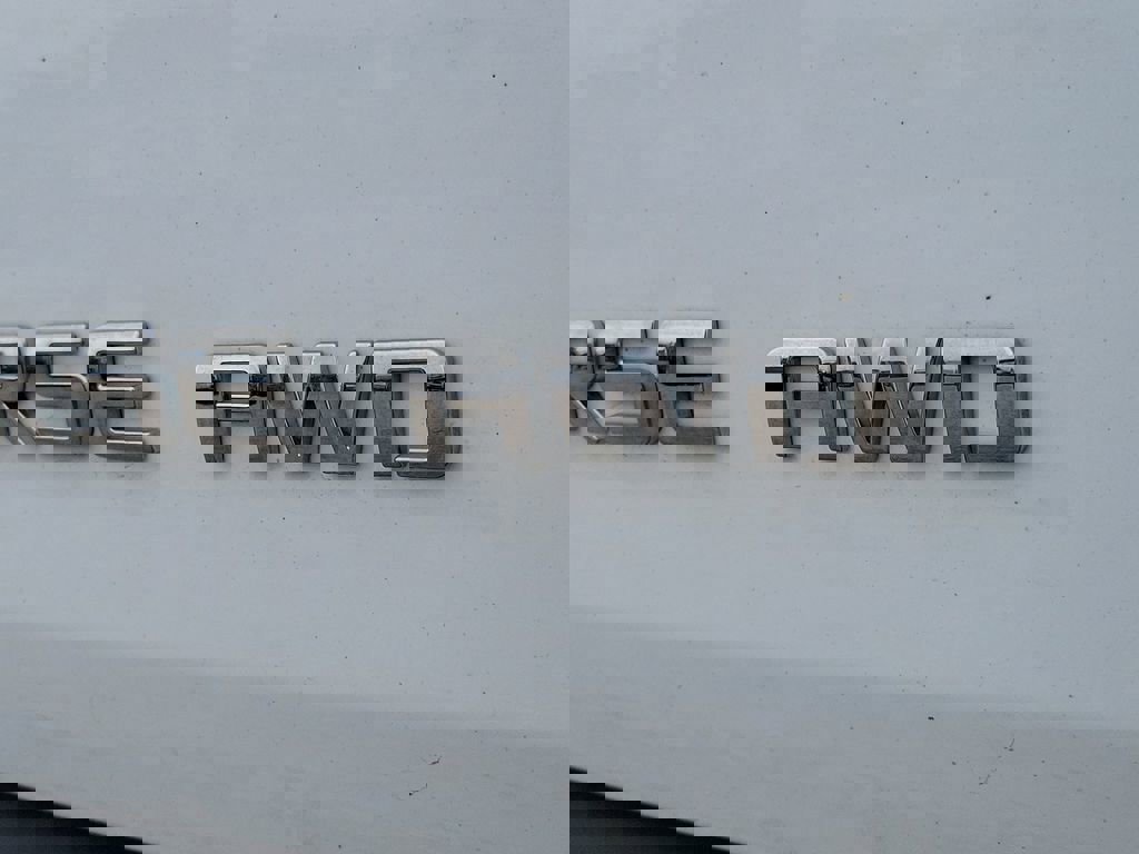 Certified 2020 Chevrolet Traverse LT w/ Driver Confidence II Package image 7