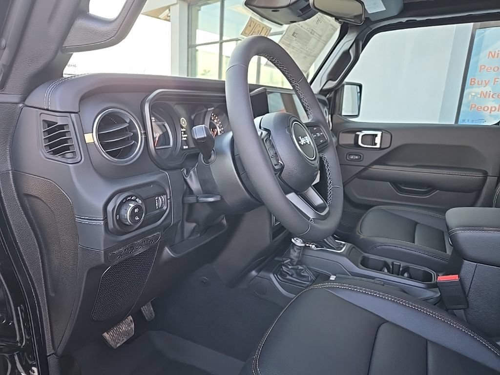 New 2026 Jeep Gladiator Mojave AWD/4WD image 38