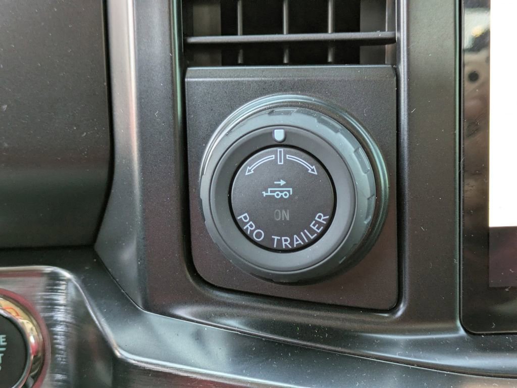 New 2026 Ford F350 Lariat w/ Black Appearance Package image 24