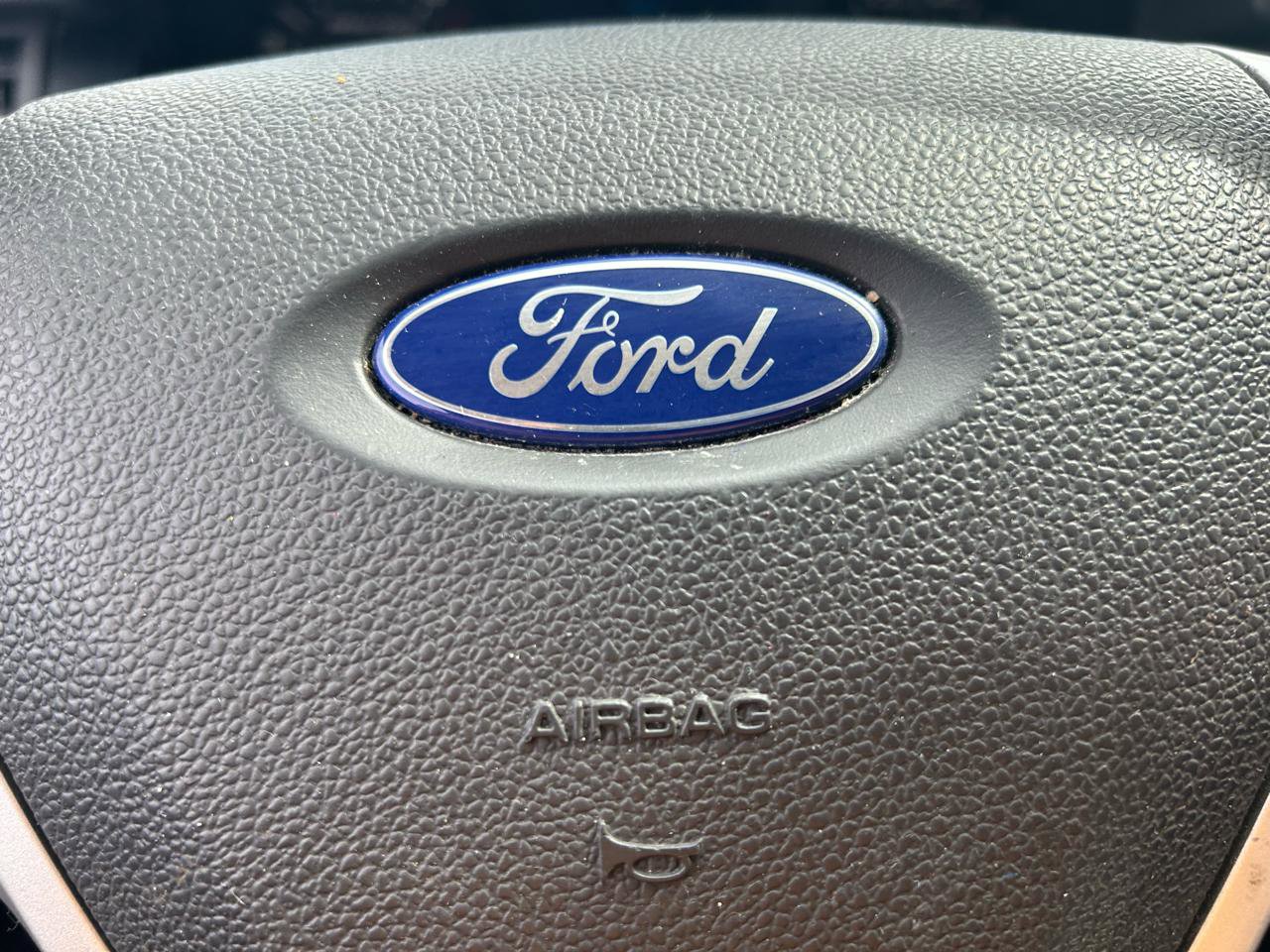 Used 2011 Ford Edge SE w/ 101A Rapid Spec Order Code FWD image 19