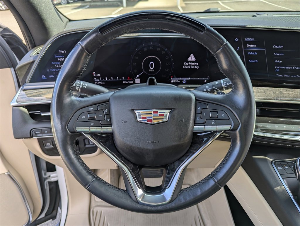 Used 2022 Cadillac Escalade Premium Luxury image 16
