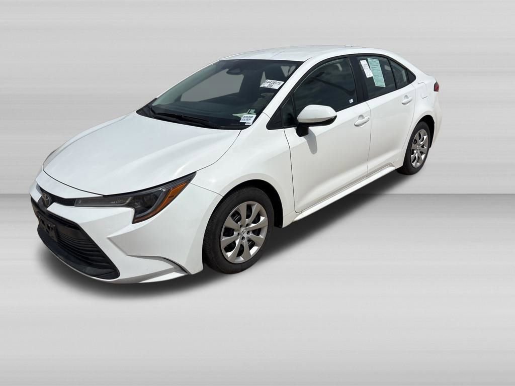 Used 2026 Toyota Corolla LE FWD image 9