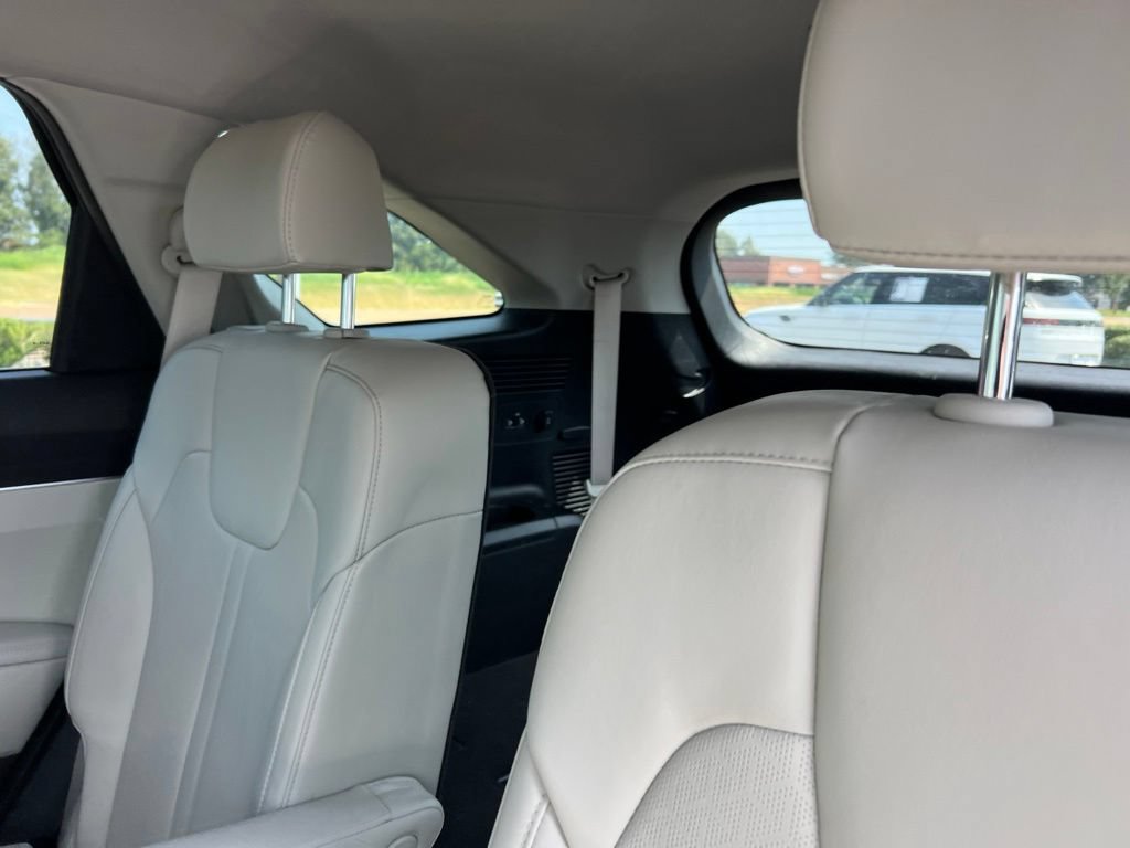 Used 2022 Kia Sorento S FWD image 4