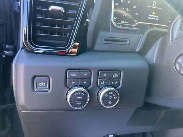 Used 2024 GMC Sierra 1500 AT4 w/ AT4 Premium Package image 17