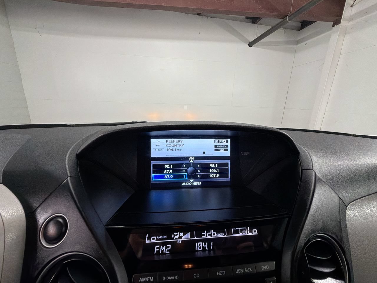 Used 2015 Honda Pilot Touring image 13