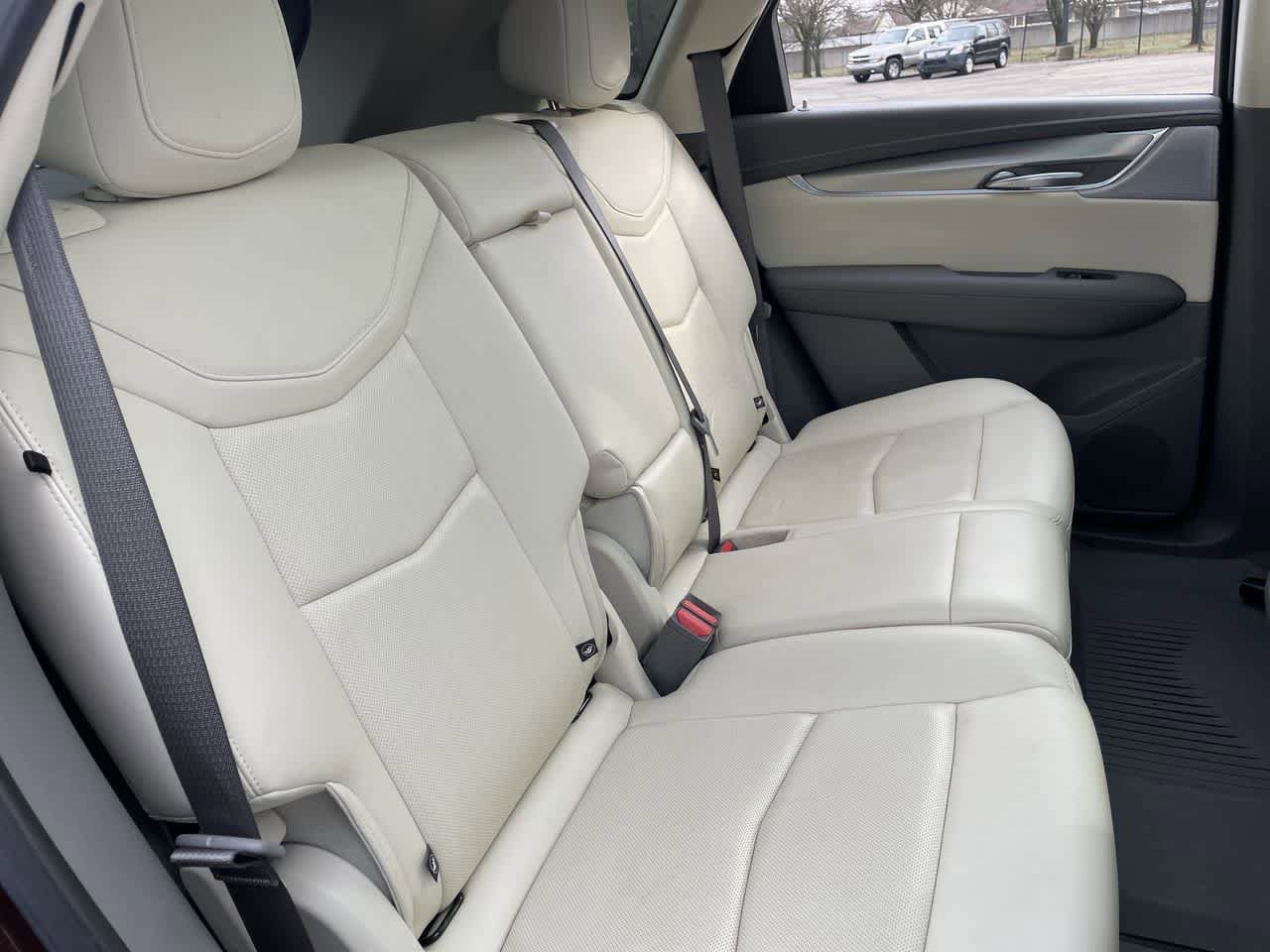 Certified 2023 Cadillac XT5 Premium Luxury w/ LPO, Floor Liner Package image 15