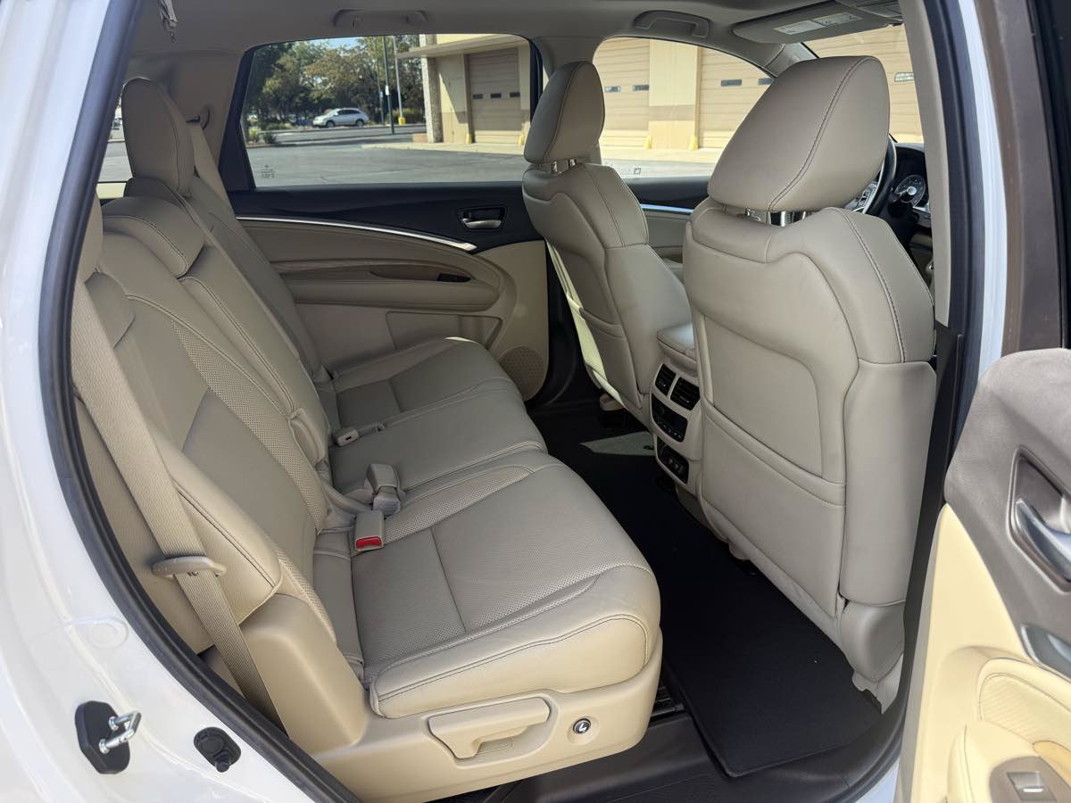 Used 2020 Acura MDX w/ Technology Package AWD/4WD image 23