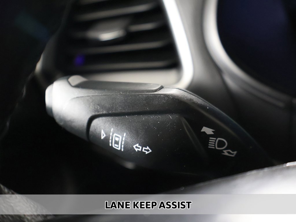 Used 2024 Ford Edge SEL image 3